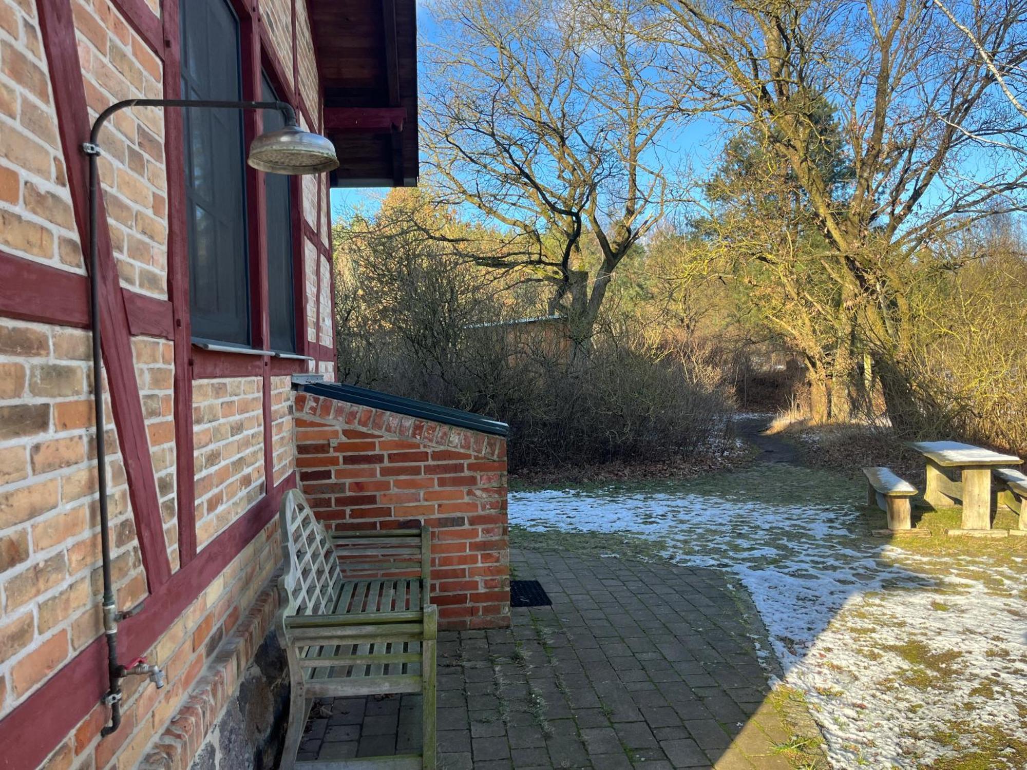 Romantisches Studio Am Waldesrand Mit Gartensauna Schwarz Luaran gambar